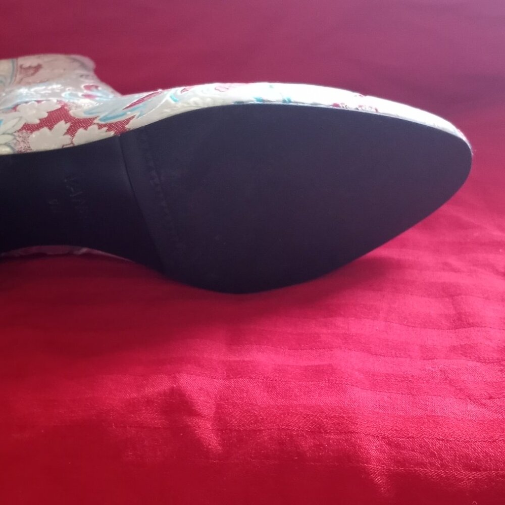 Vaneli Women's Silk Print Floral Booties size 9 - Picture 8 of 8